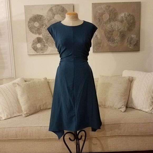 Julia Jordan Ruched-side Cap Sleeve Dress sz 2 - Picture 3 of 8